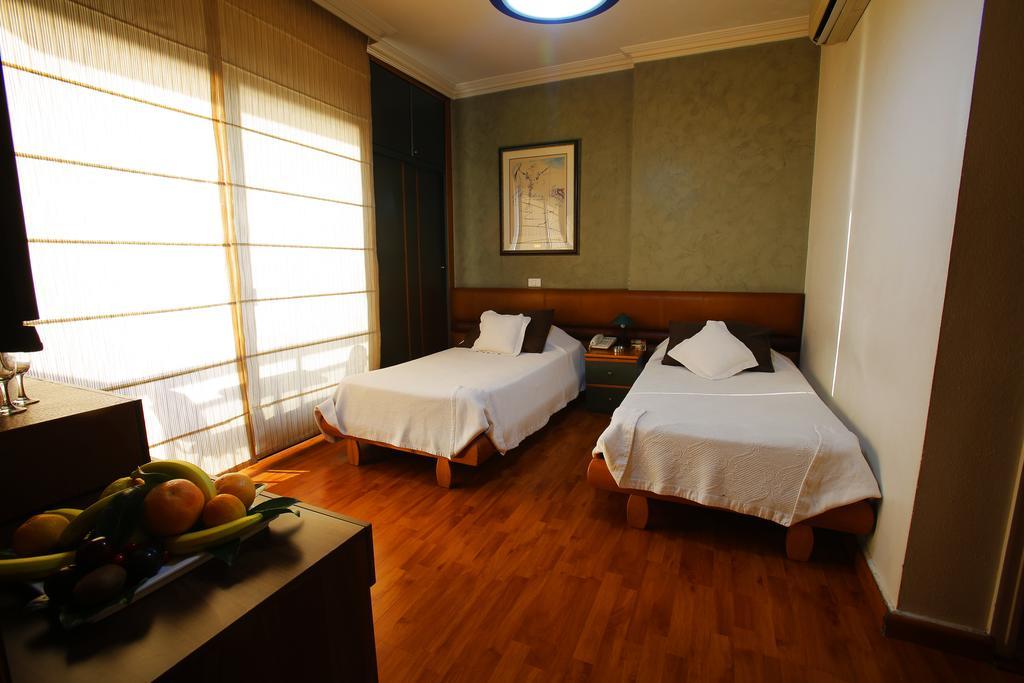 Camelot Hotel Jounieh Kültér fotó