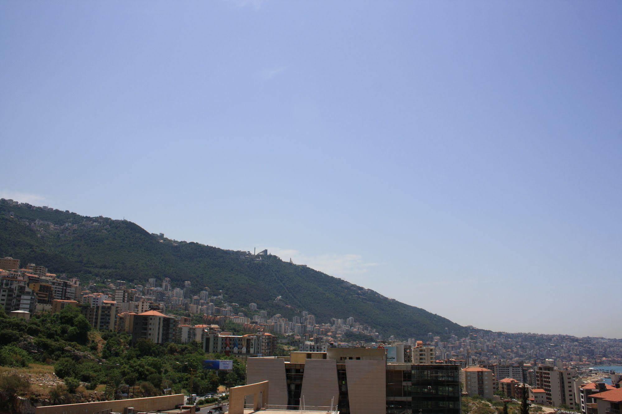 Camelot Hotel Jounieh Kültér fotó