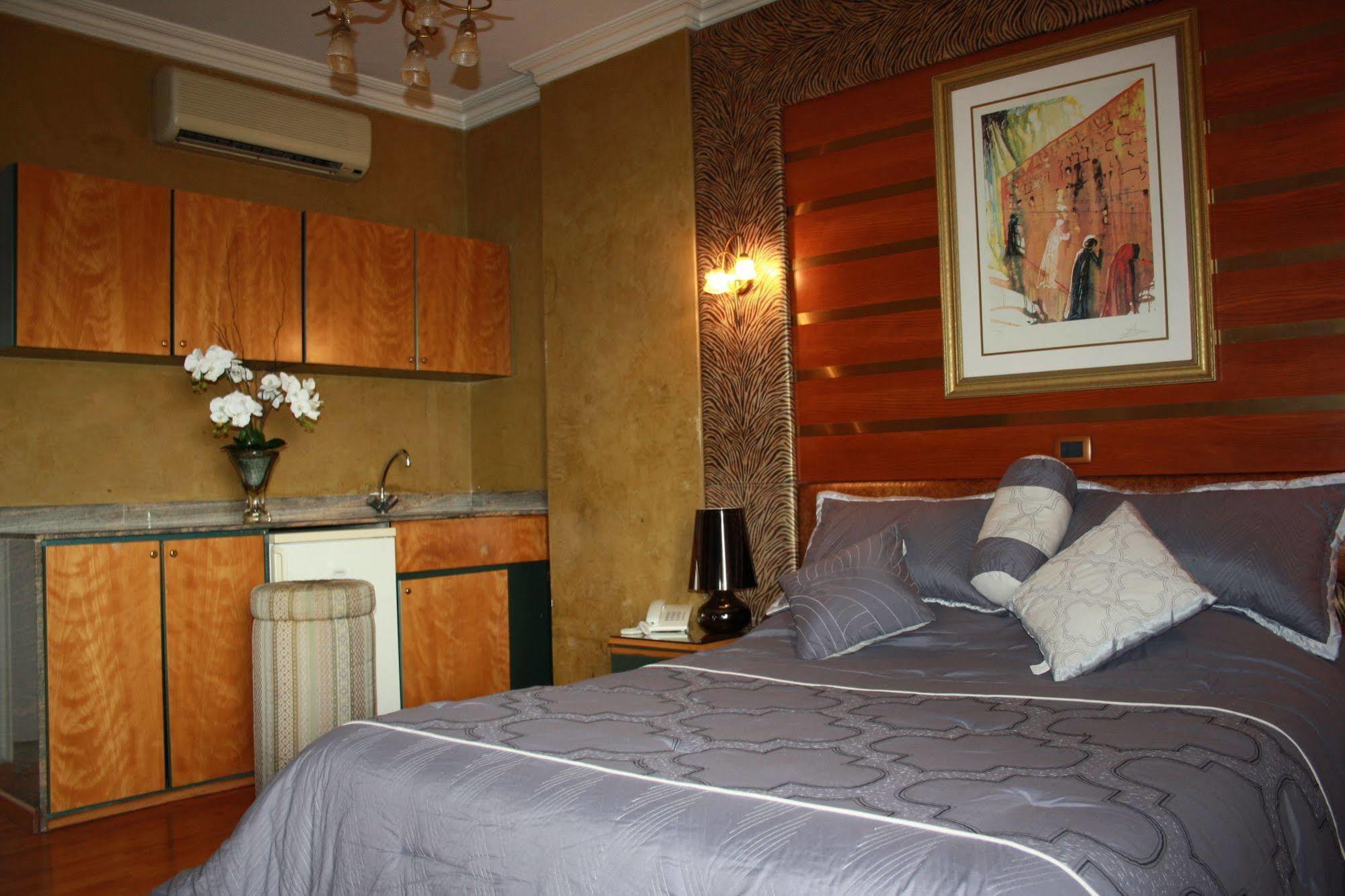 Camelot Hotel Jounieh Kültér fotó