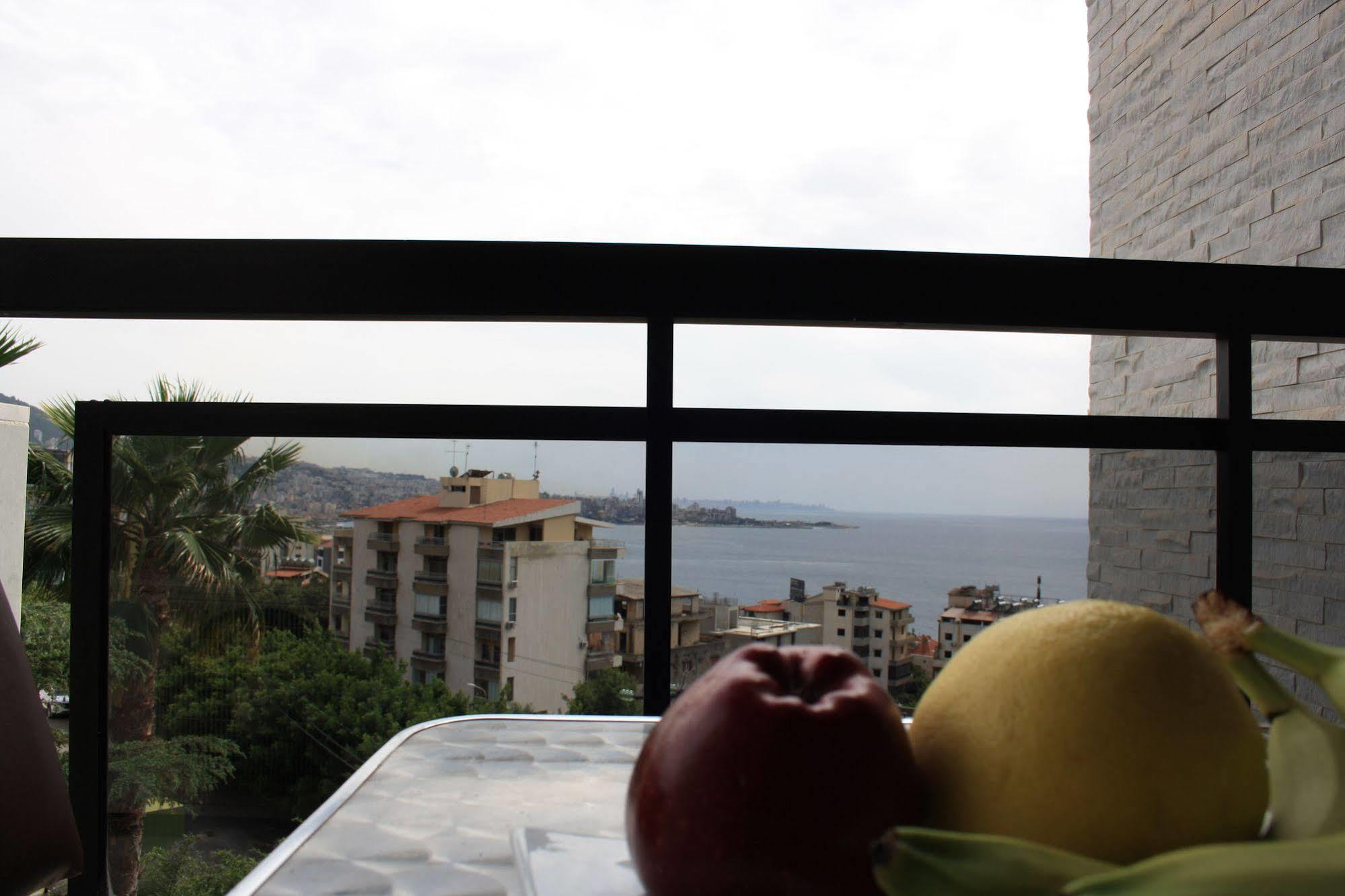 Camelot Hotel Jounieh Kültér fotó