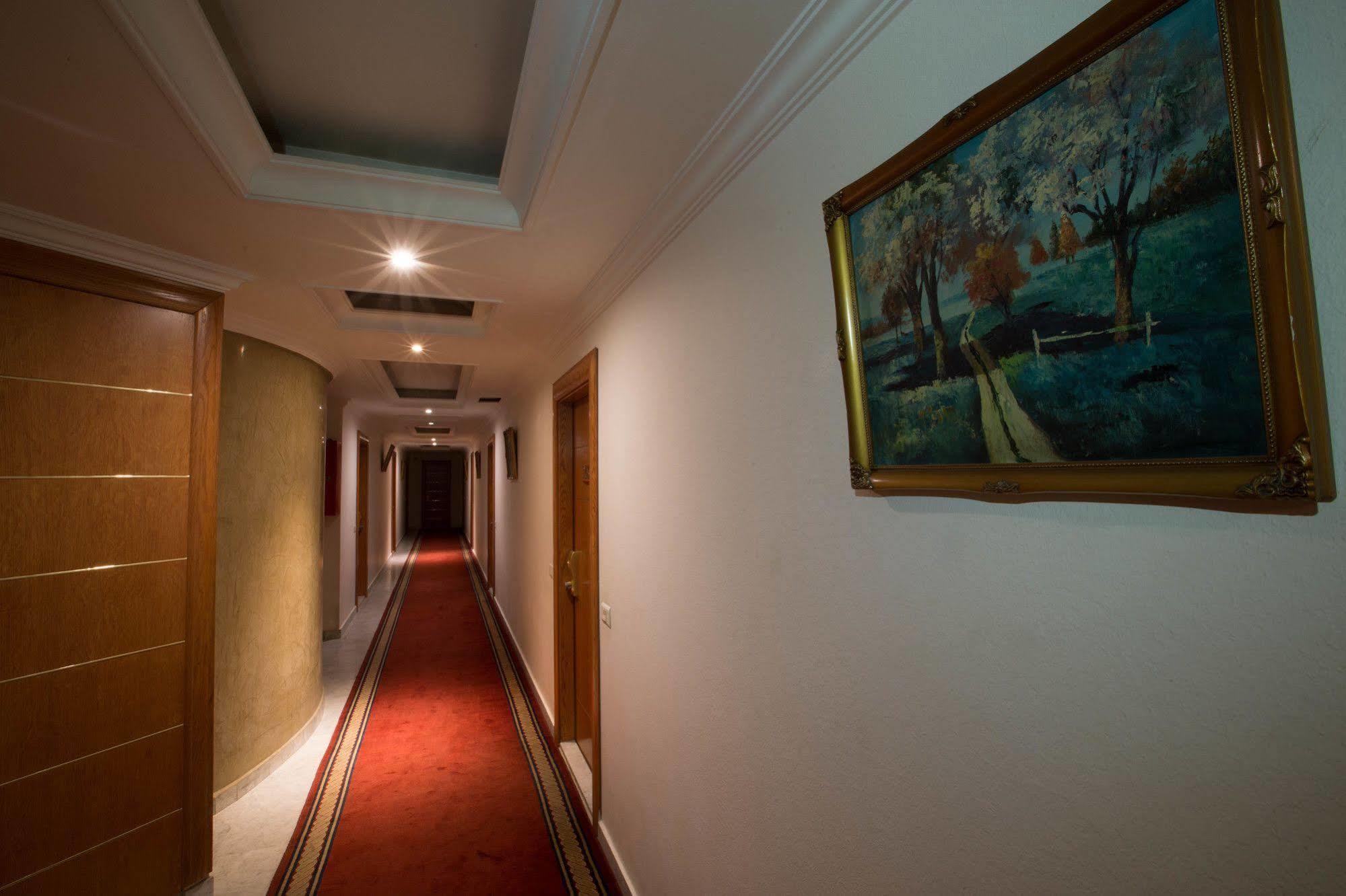 Camelot Hotel Jounieh Kültér fotó